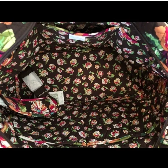 Vera Bradley Pink and Orange Travel Bag Quilted Design - Picture 5 of 6